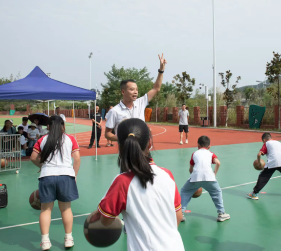 有效破解入学难等让更多孩子在家门口就能享受到优质教育资源 有效破解入学难等让更多孩子在家门口就能享受到优质教育资源